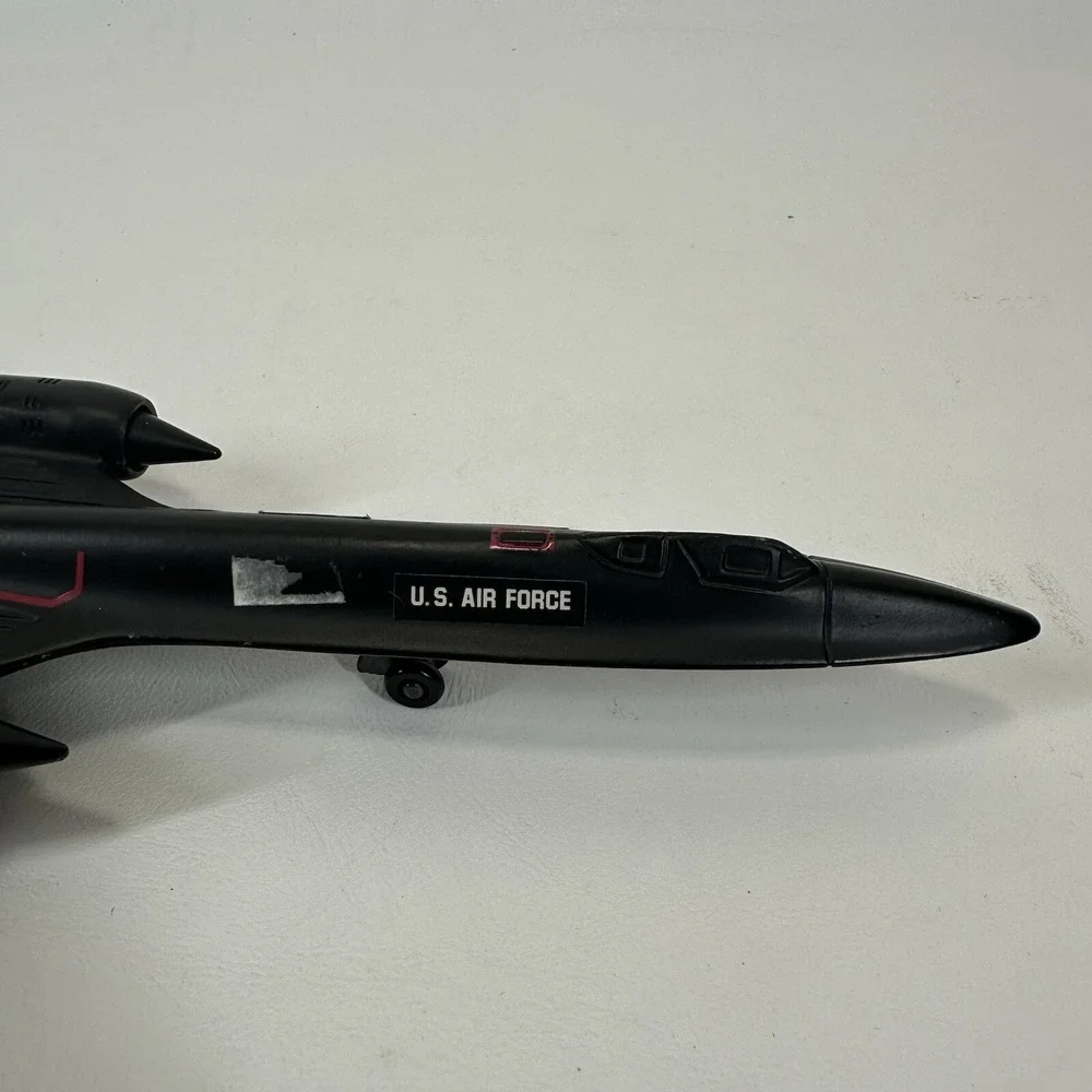 ERTL VINTAGE 1988 DIE CAST SR-71‎ BLACKBIRD